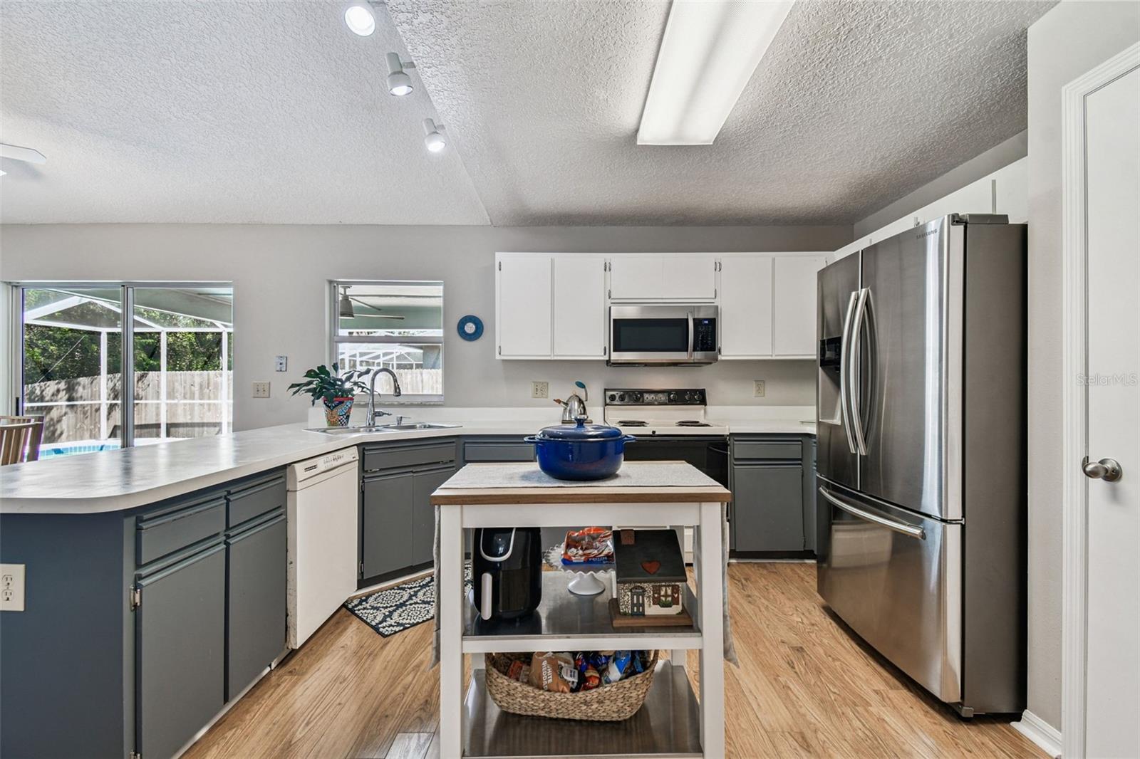 9210 DAYFLOWER DR, TAMPA, FL, 33647