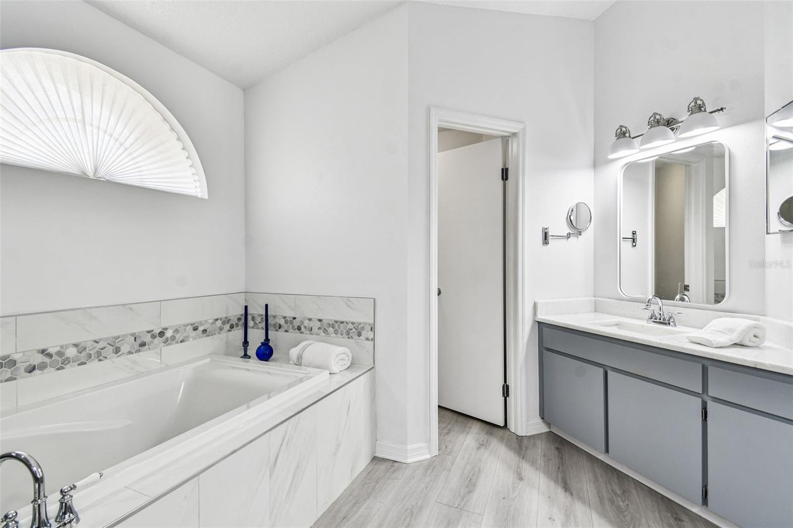 9210 DAYFLOWER DR, TAMPA, FL, 33647