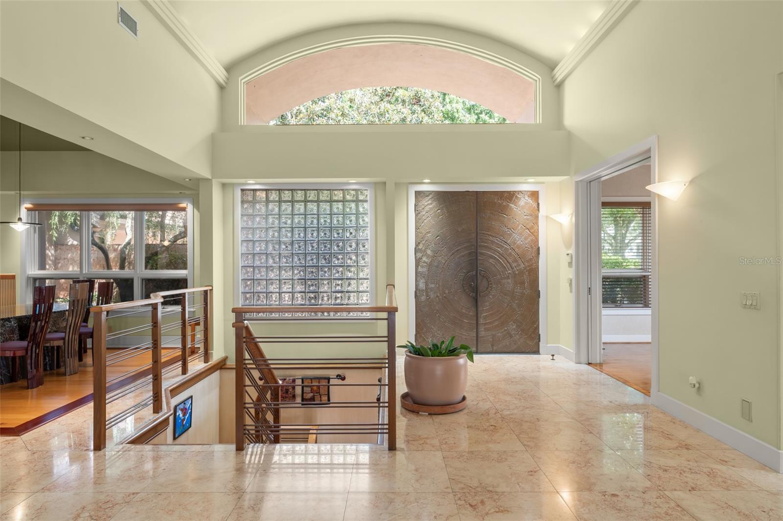 O6346003 Property Photo