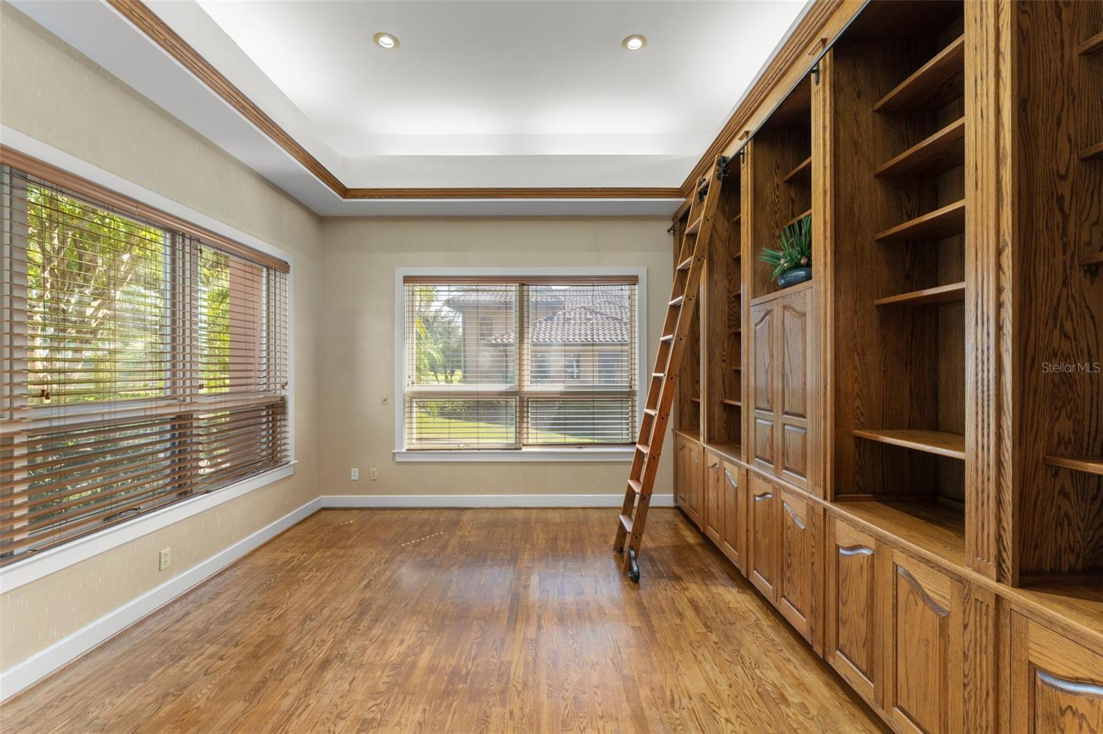 O6346003 Property Photo