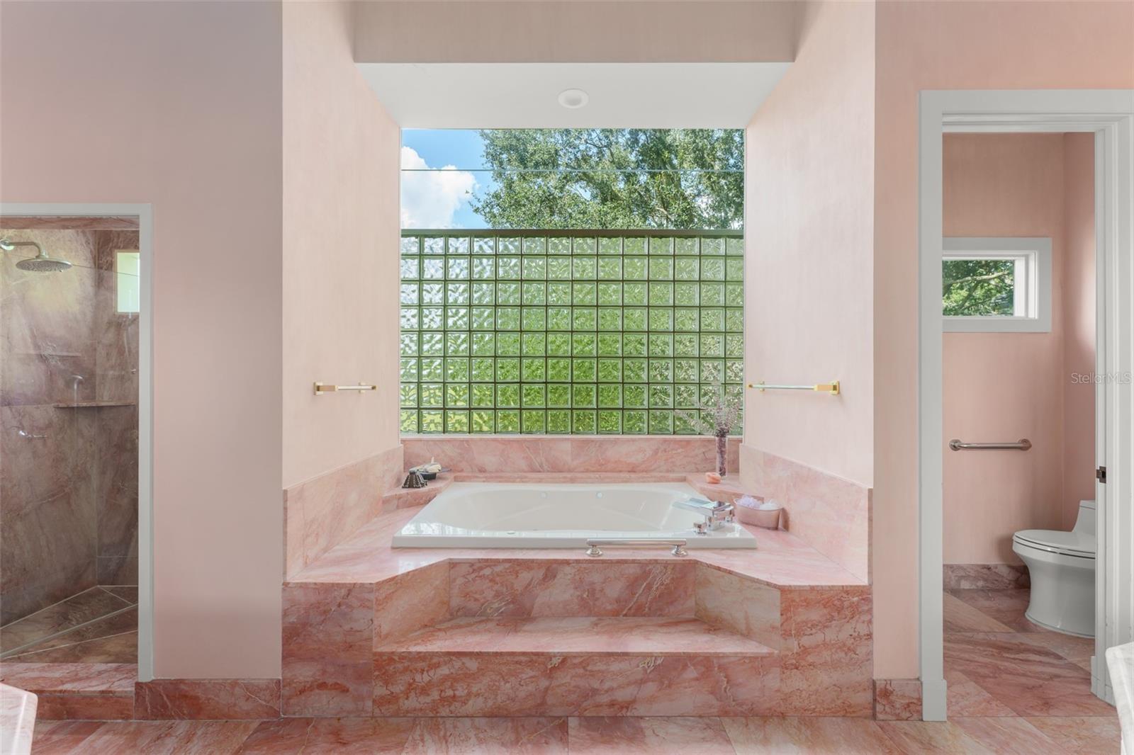 O6346003 Property Photo