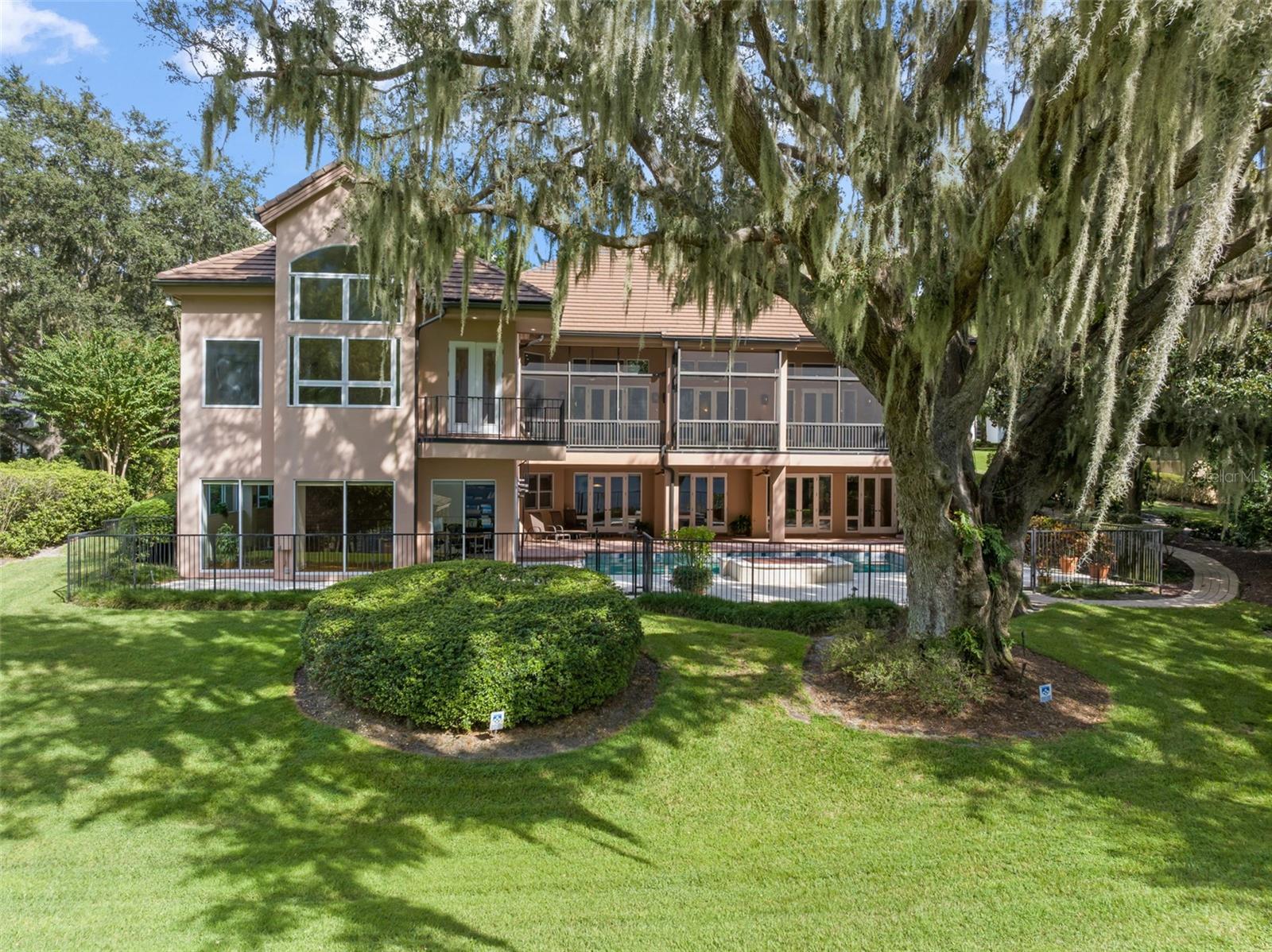 O6346003 Property Photo