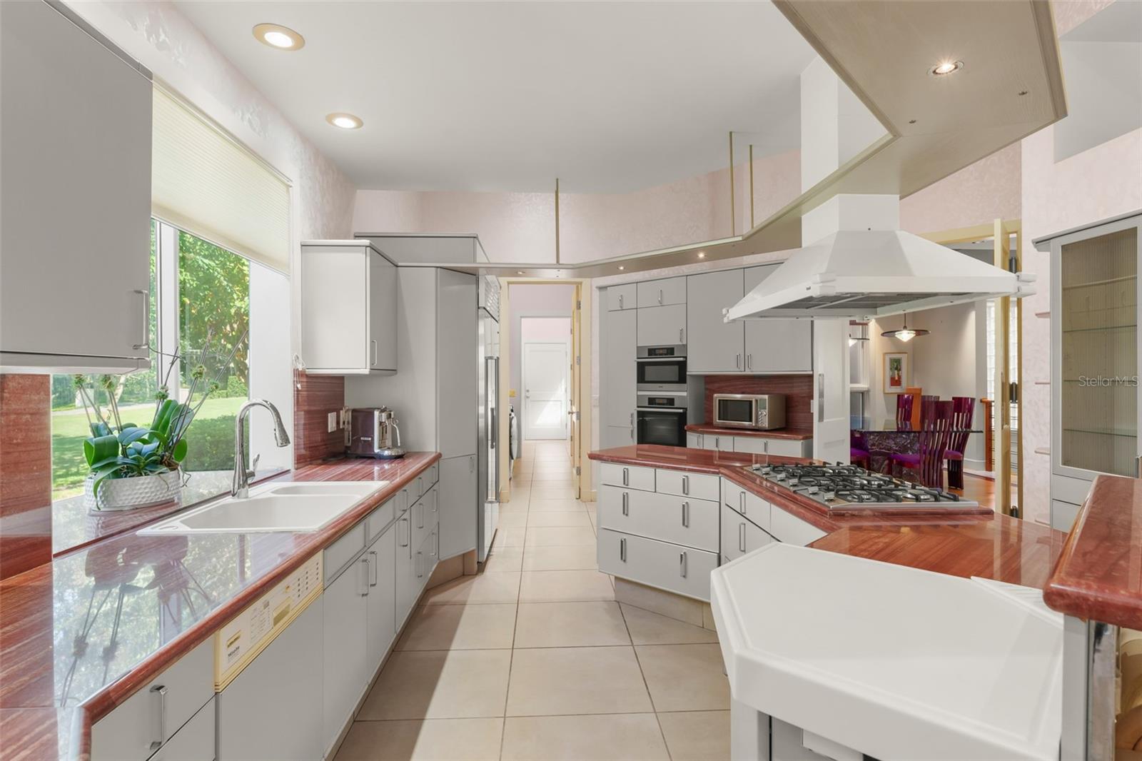 O6346003 Property Photo