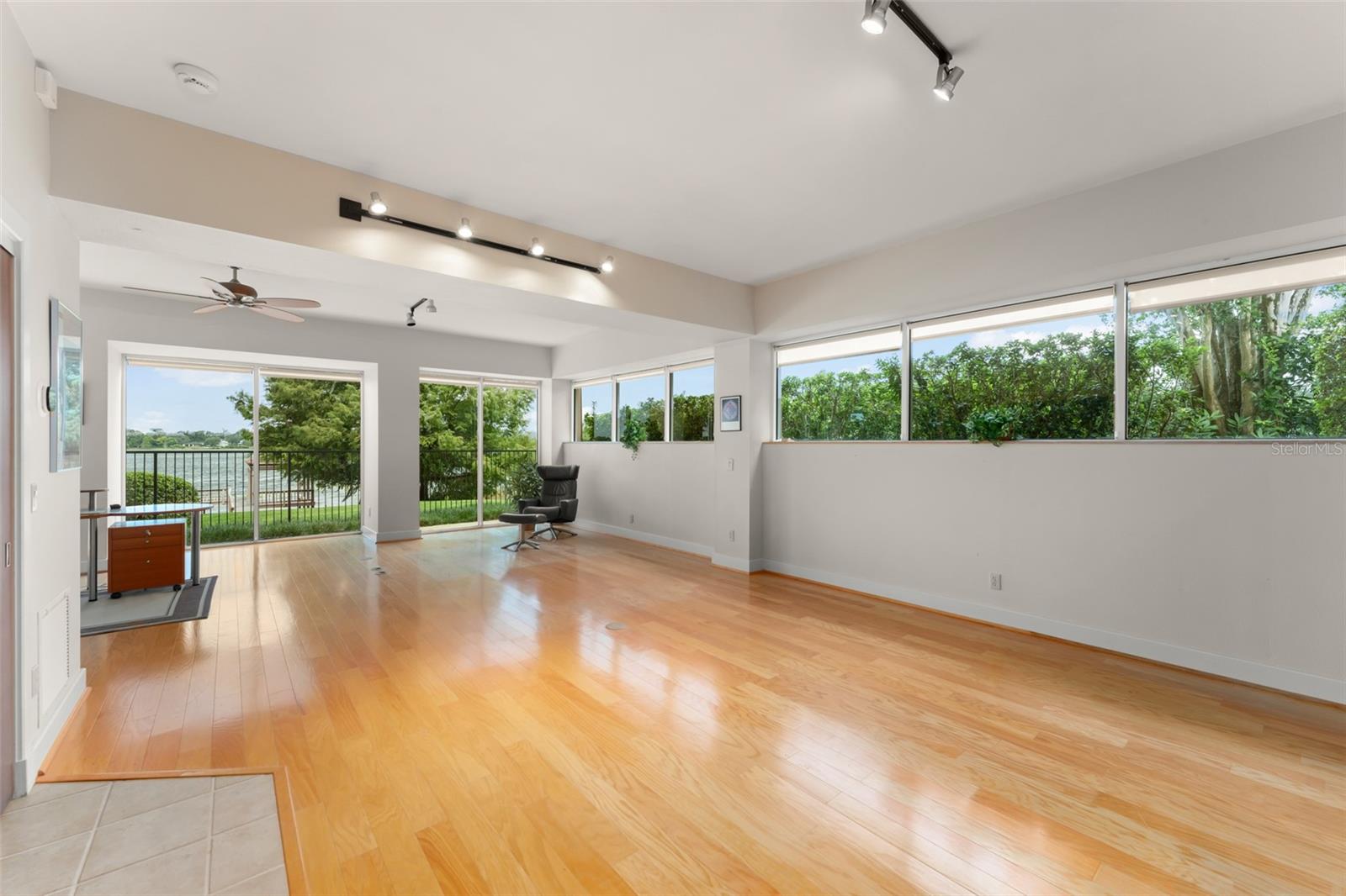 O6346003 Property Photo