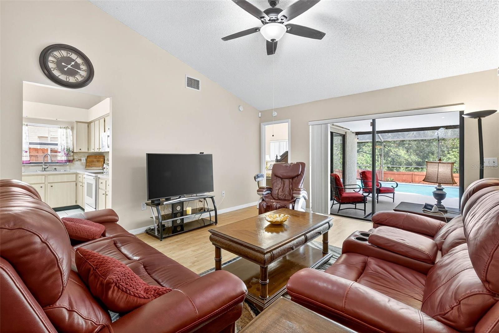 11215 CLAYRIDGE DR, TAMPA, FL, 33635