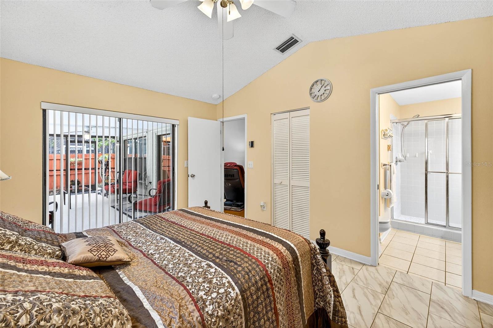 11215 CLAYRIDGE DR, TAMPA, FL, 33635