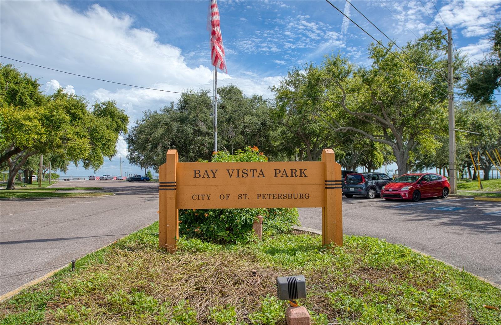 6861 4TH ST S, ST PETERSBURG, FL, 33705