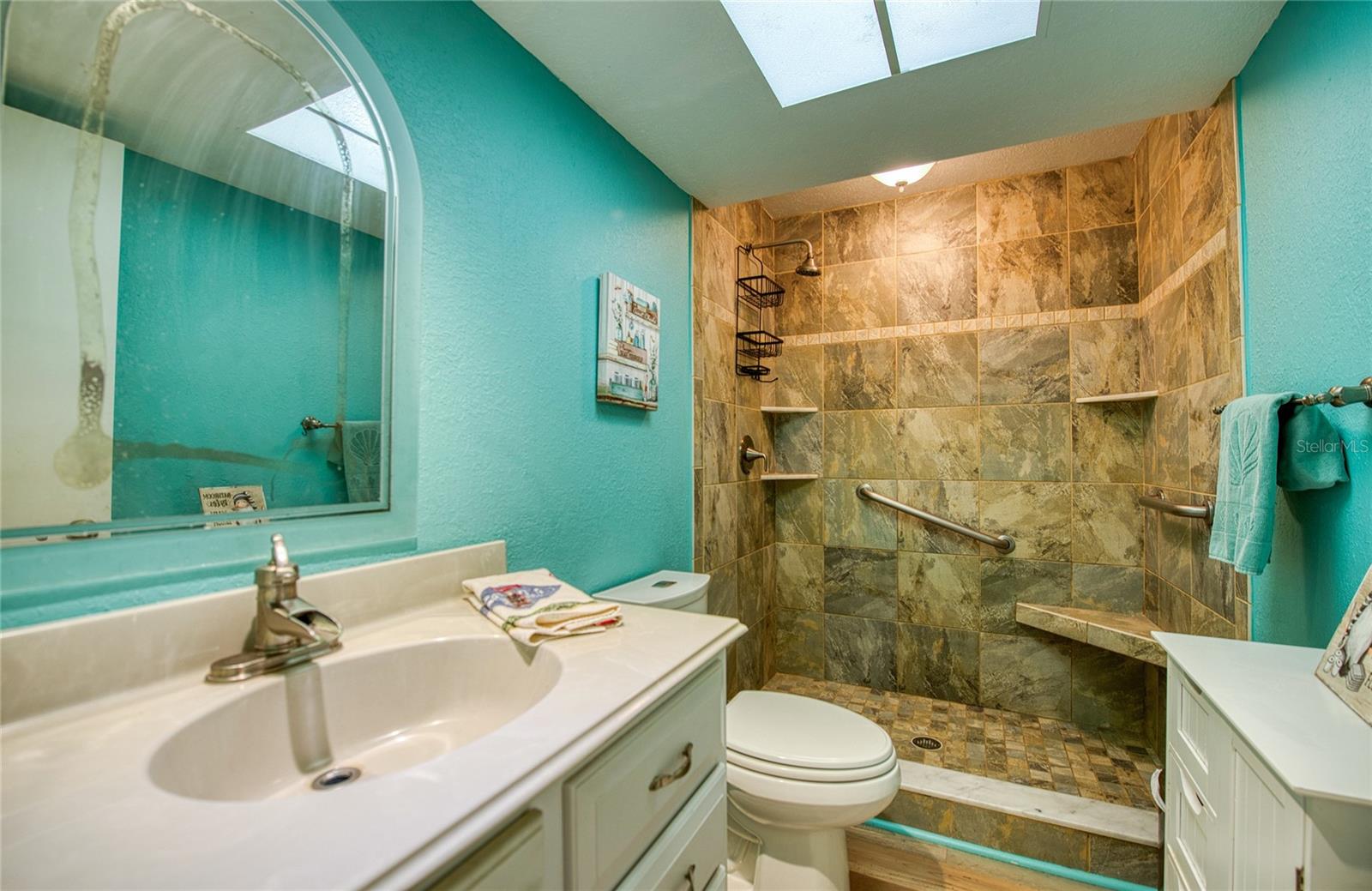 6861 4TH ST S, ST PETERSBURG, FL, 33705