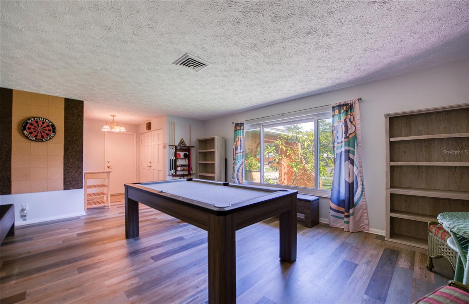 6861 4TH ST S, ST PETERSBURG, FL, 33705