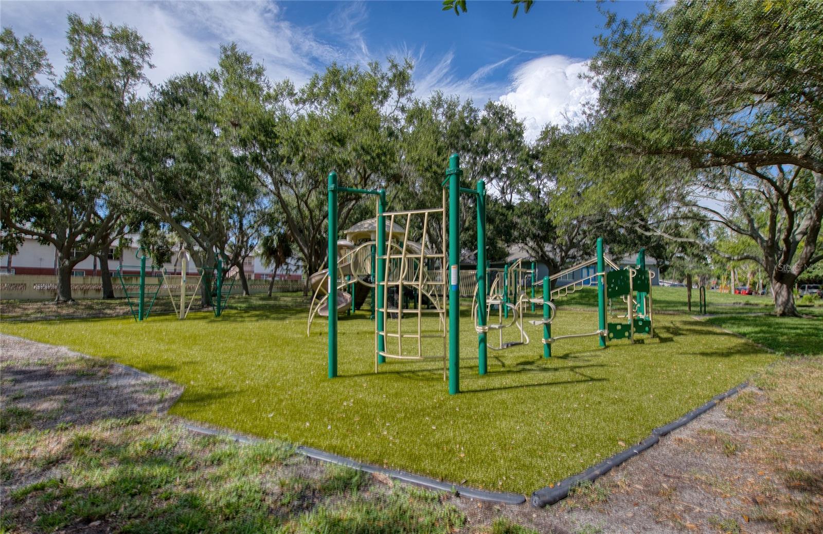 6861 4TH ST S, ST PETERSBURG, FL, 33705