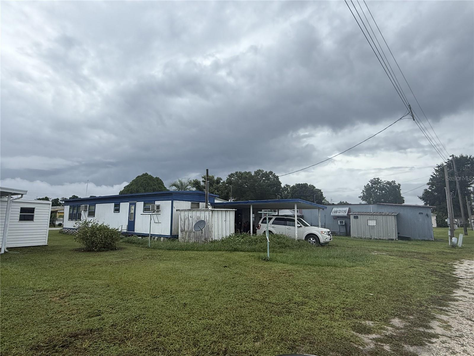 TB8429797 Property Photo