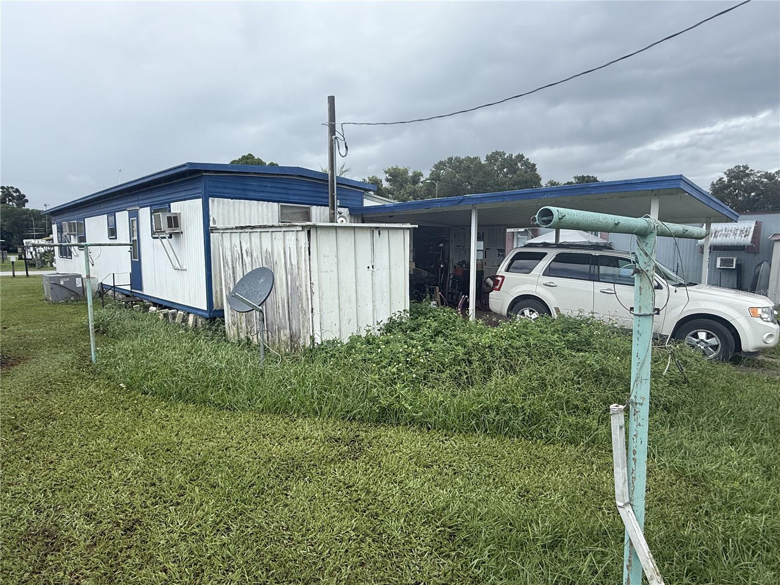 TB8429797 Property Photo