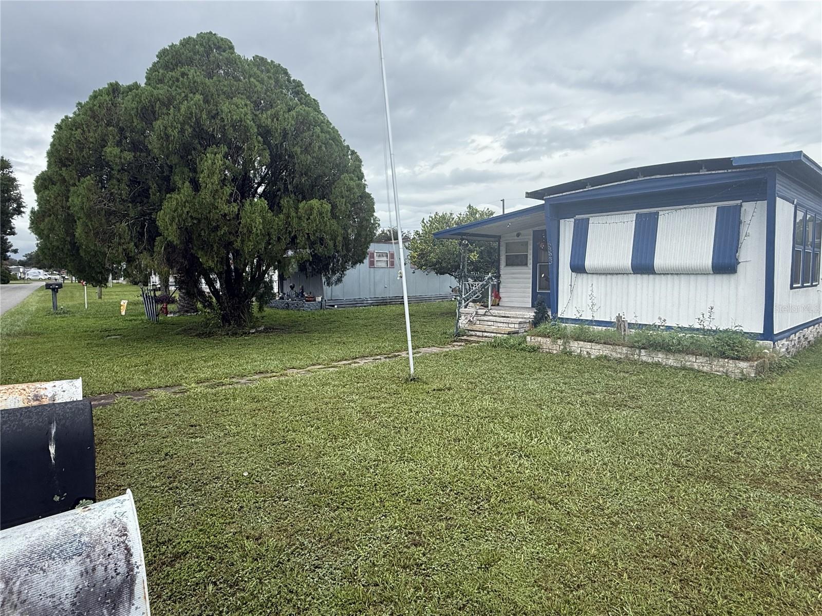 TB8429797 Property Photo