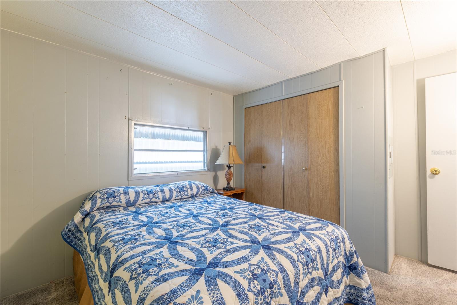 TB8429820 Property Photo