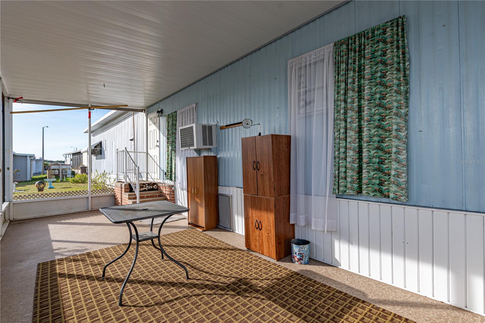 TB8429820 Property Photo