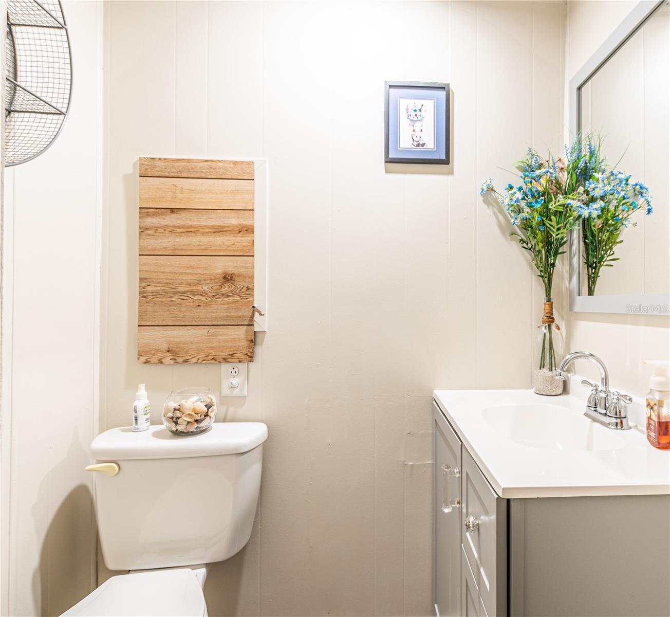 TB8429820 Property Photo