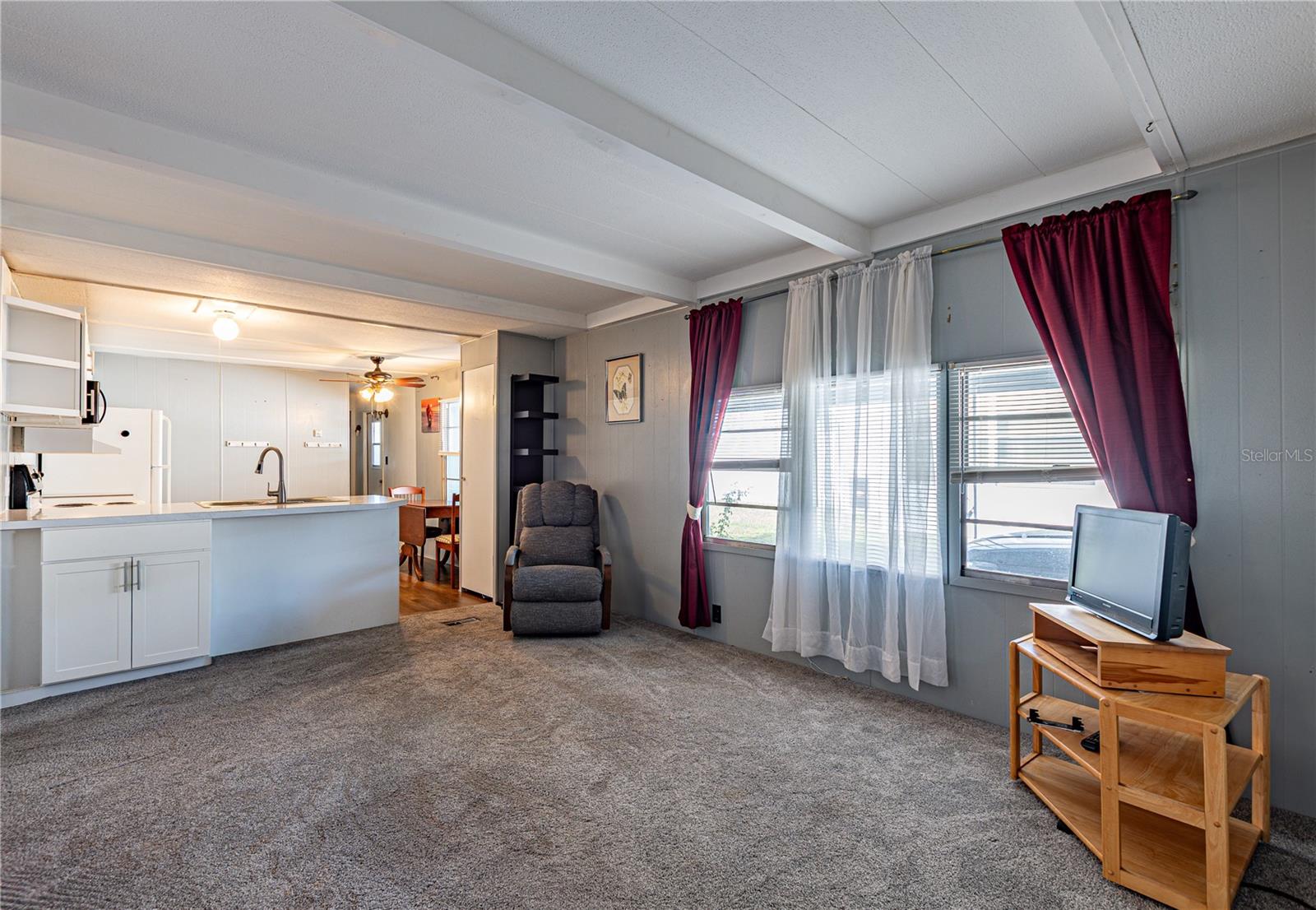 TB8429820 Property Photo