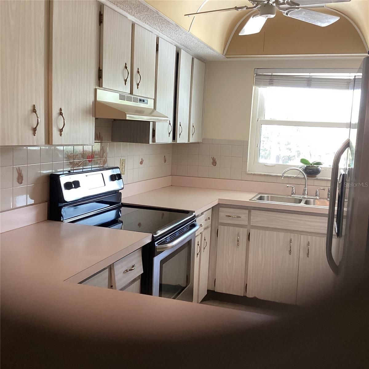 2240 STICKNEY POINT RD #231, SARASOTA, FL, 34231