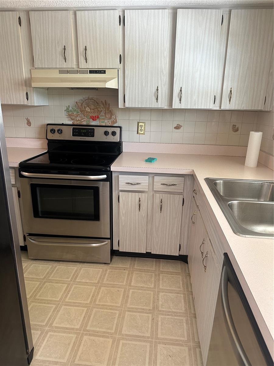 2240 STICKNEY POINT RD #231, SARASOTA, FL, 34231