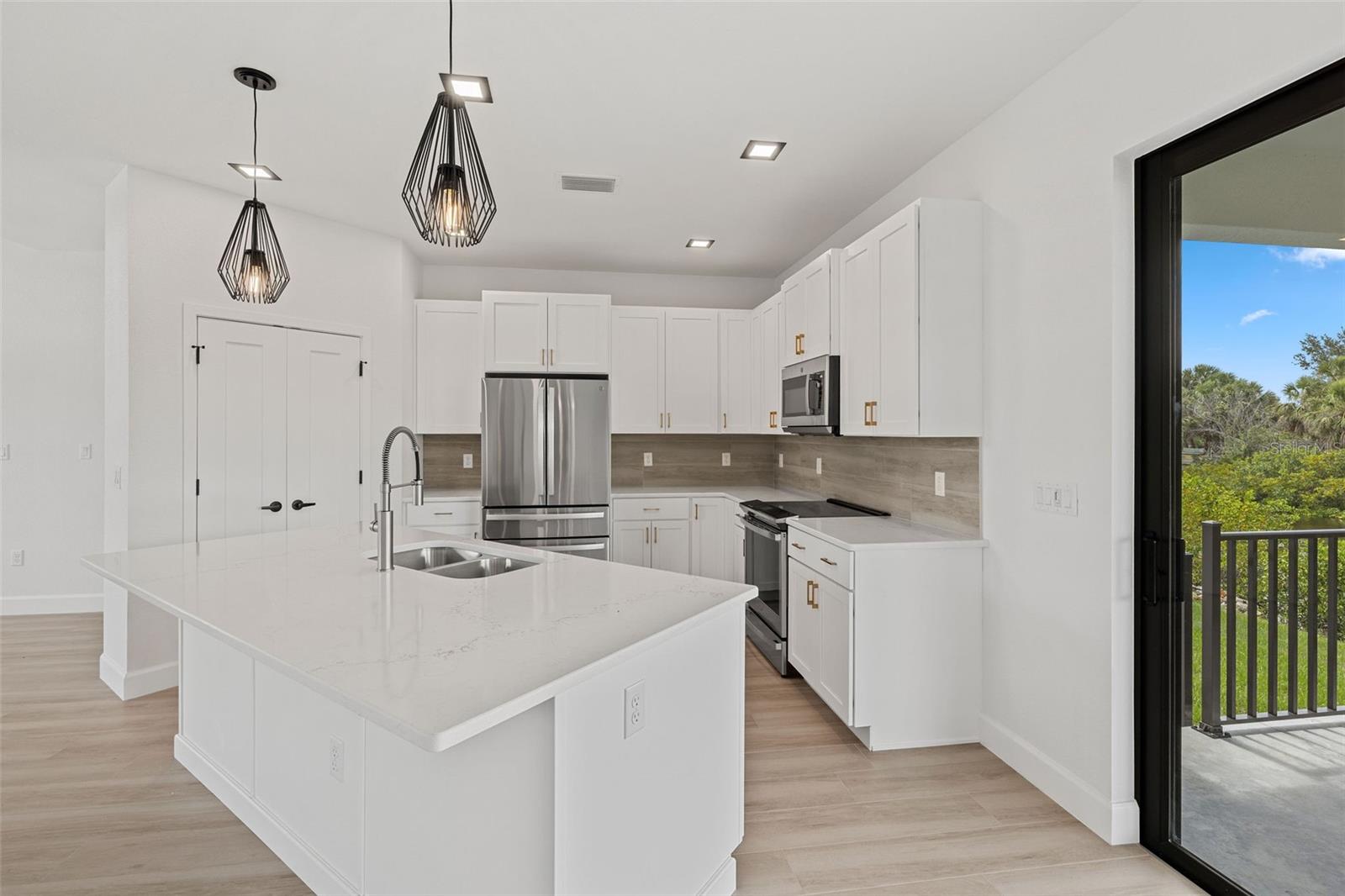 18514 ASHCROFT CIR, PORT CHARLOTTE, FL, 33948