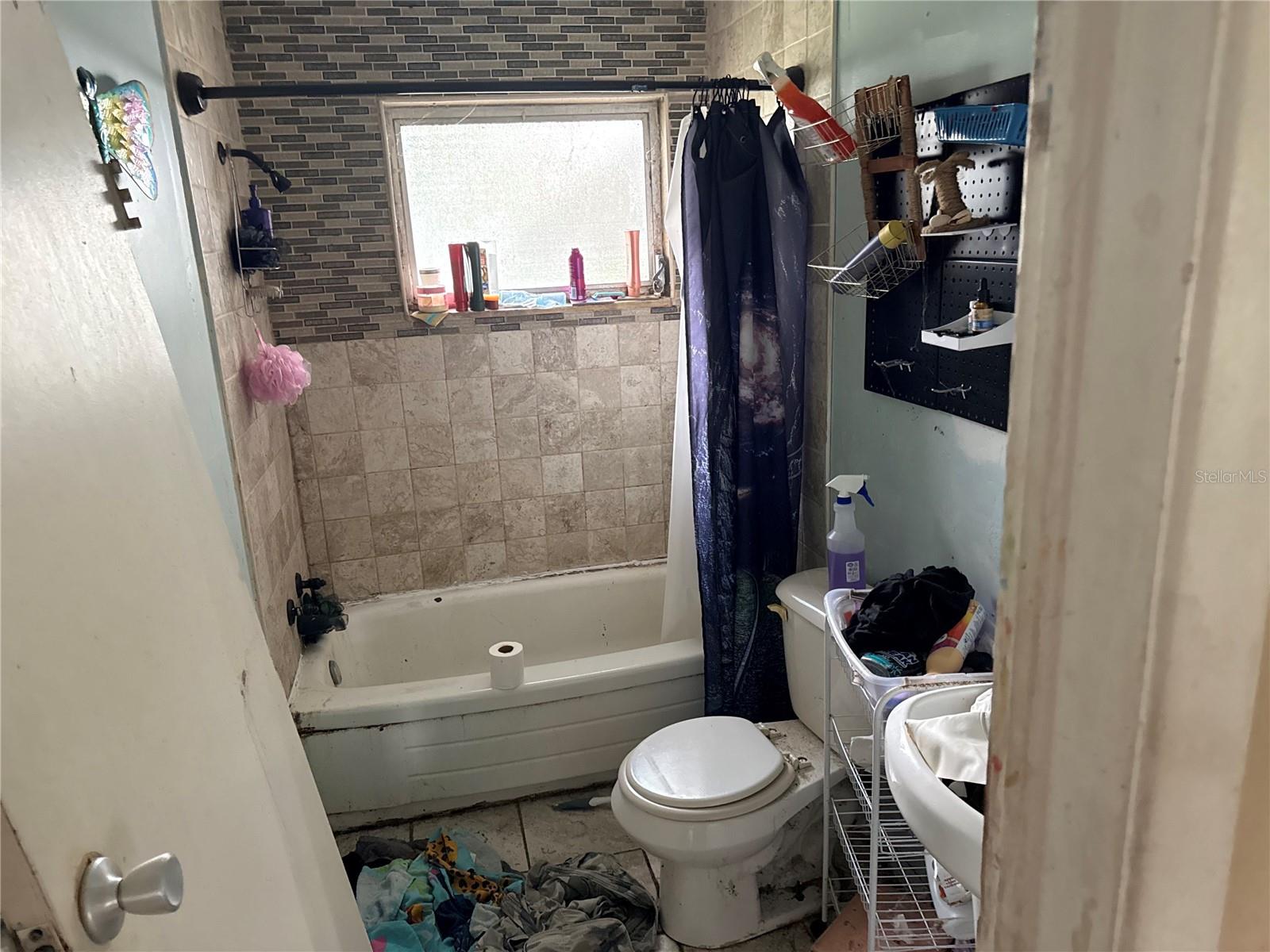 O6346163 Property Photo