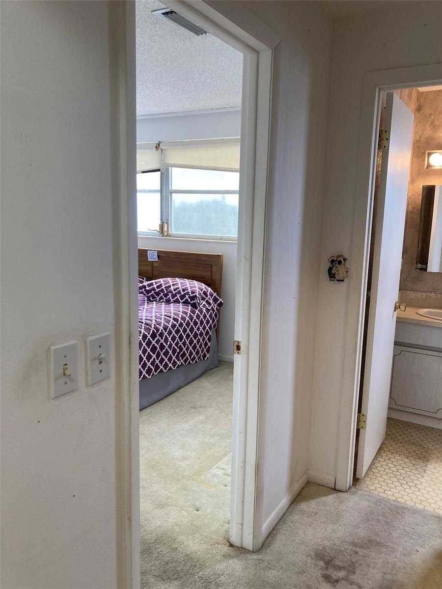 TB8429937 Property Photo