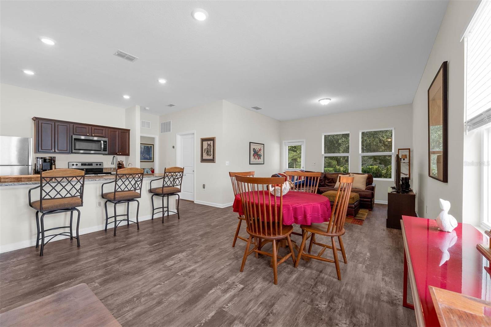 1026 LANDING LN, DELTONA, FL, 32738