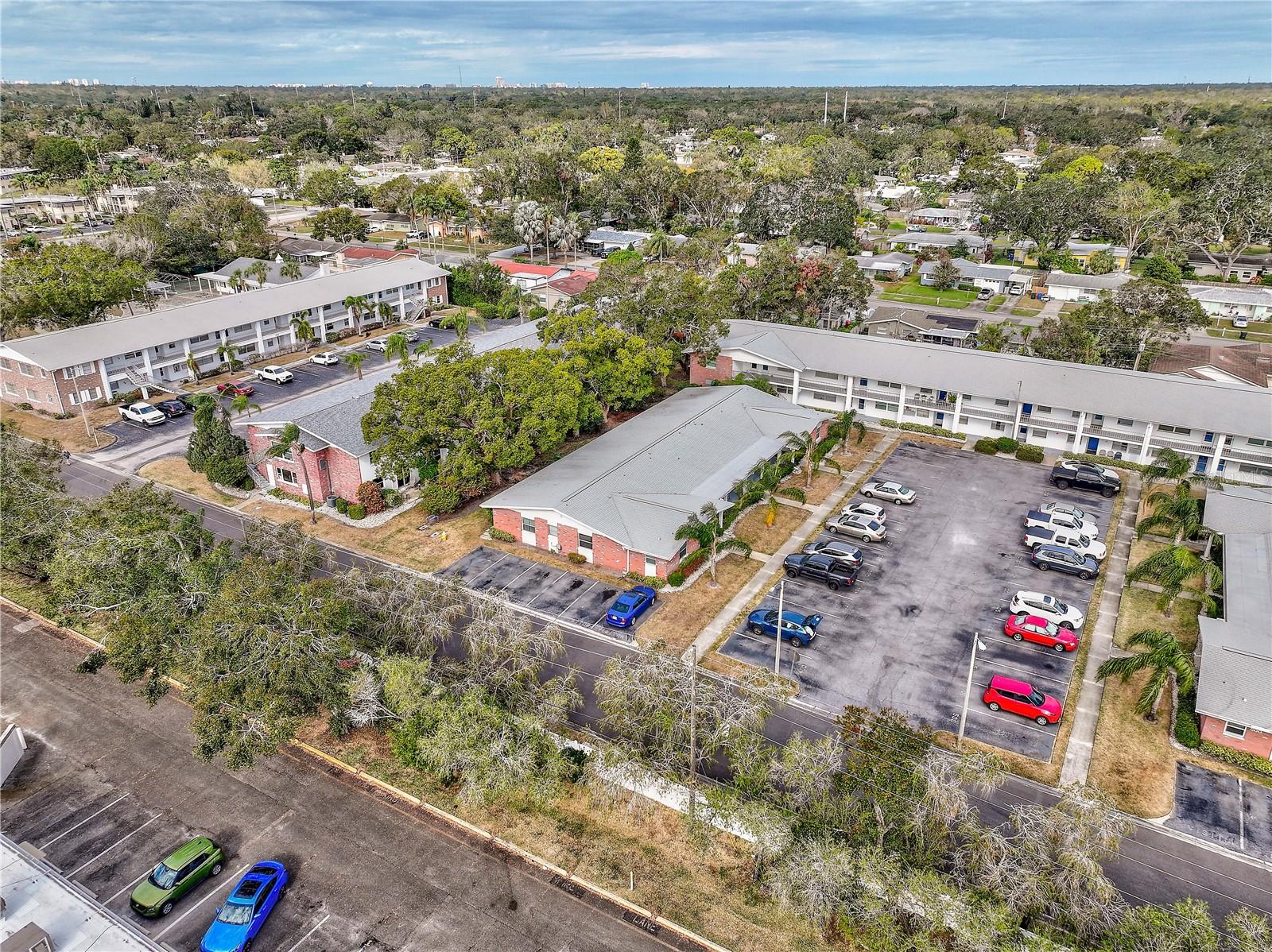 NICE, QUIET NEIGHBORHOOD