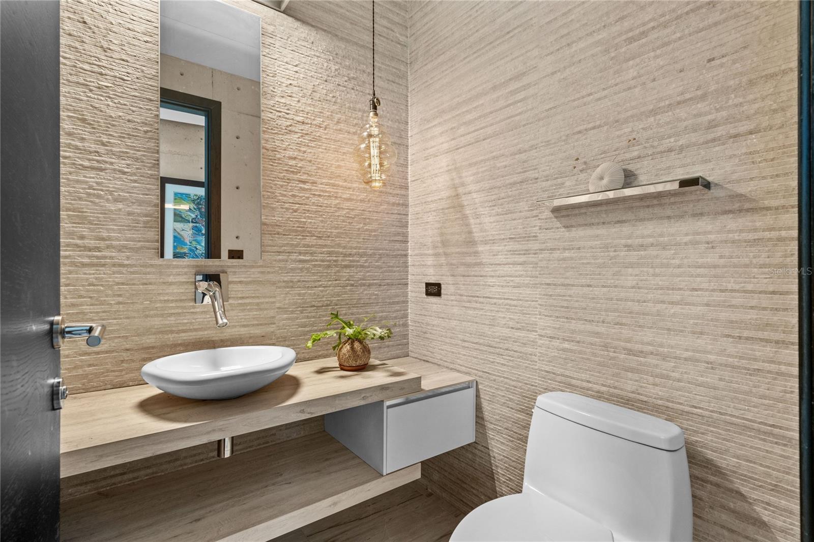 PR9116202 Property Photo