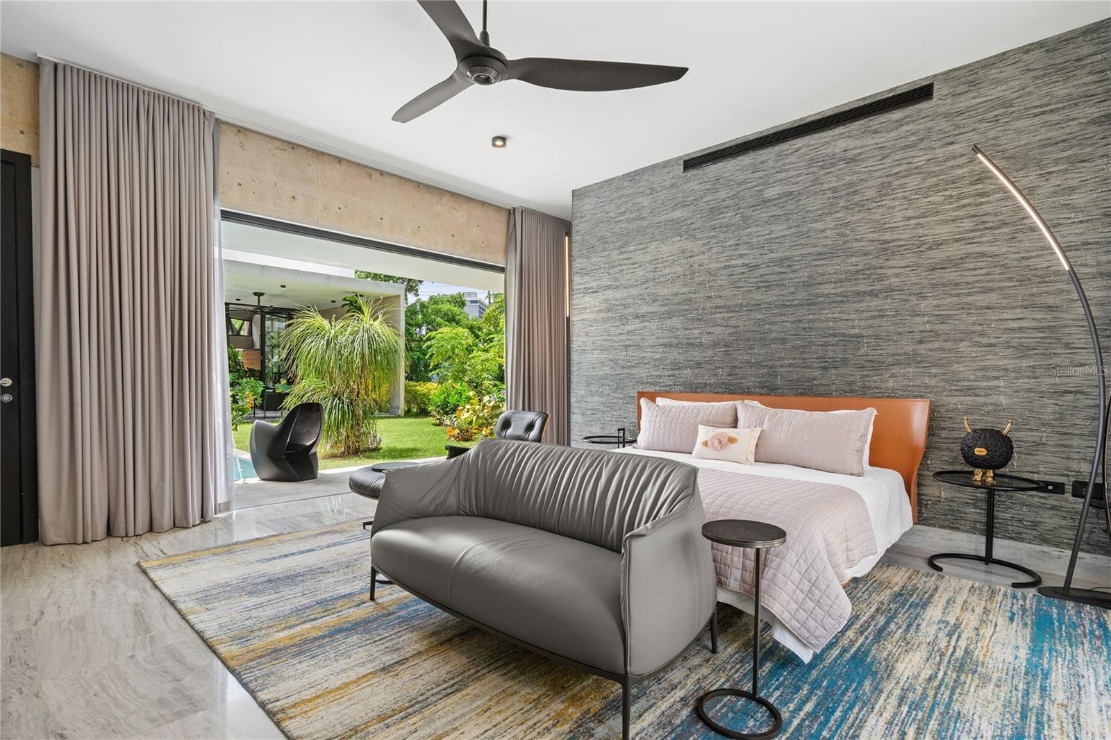 PR9116202 Property Photo