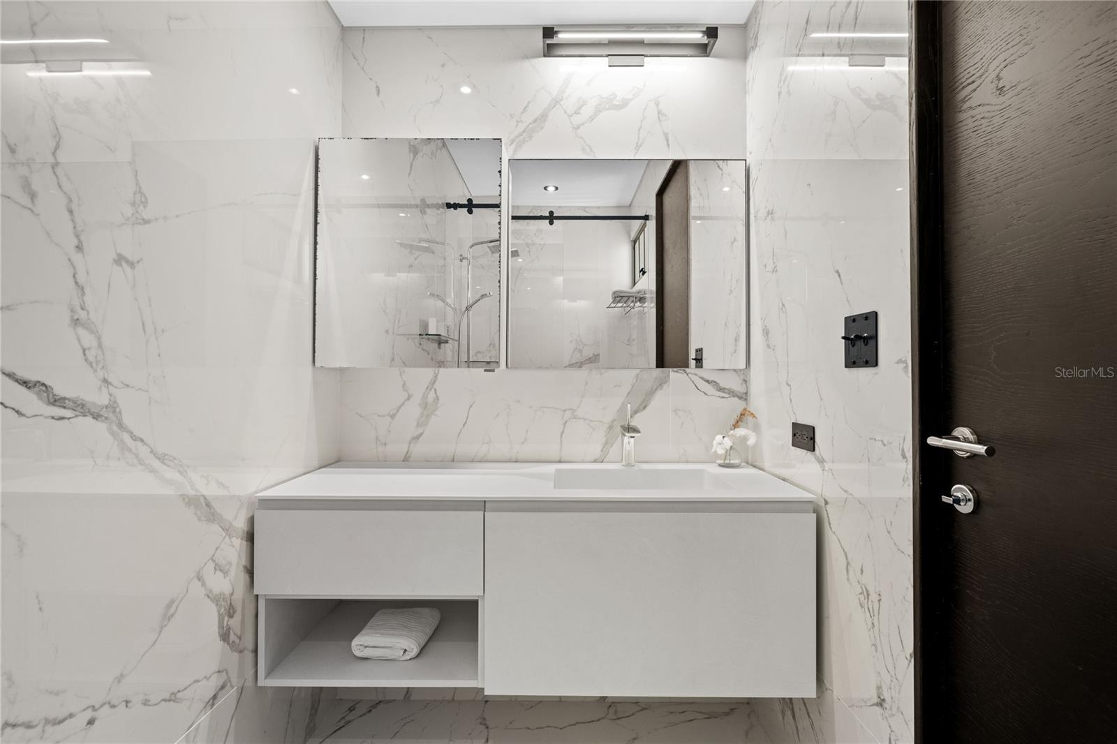 PR9116202 Property Photo