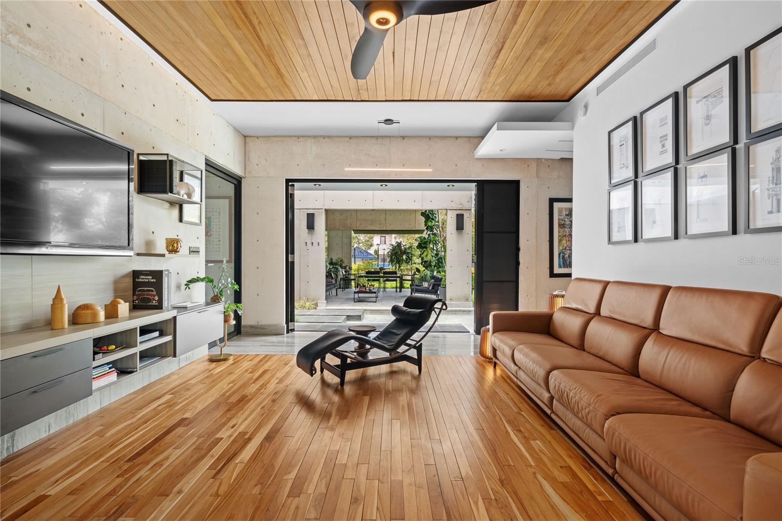 PR9116202 Property Photo