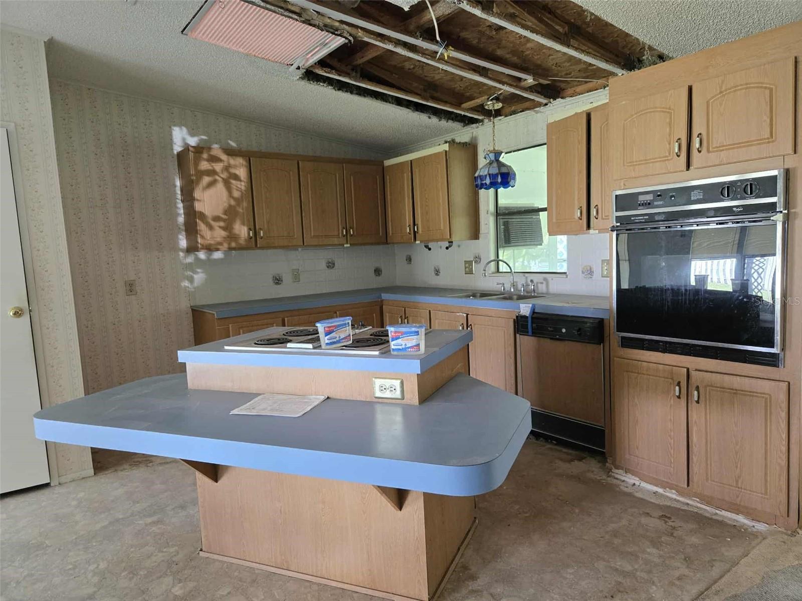 OM710018 Property Photo