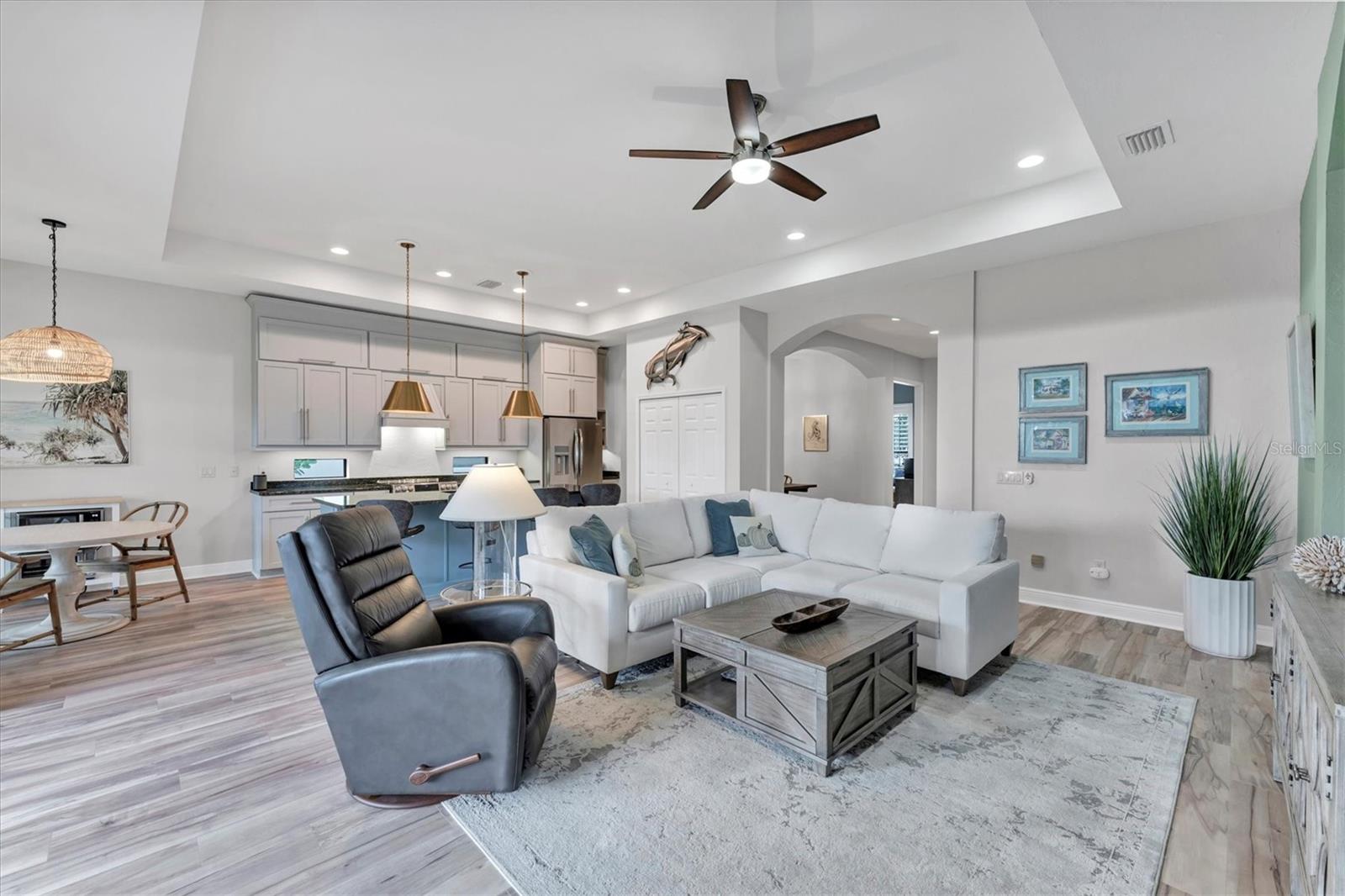 5819 TITLE ROW DR, BRADENTON, FL, 34210