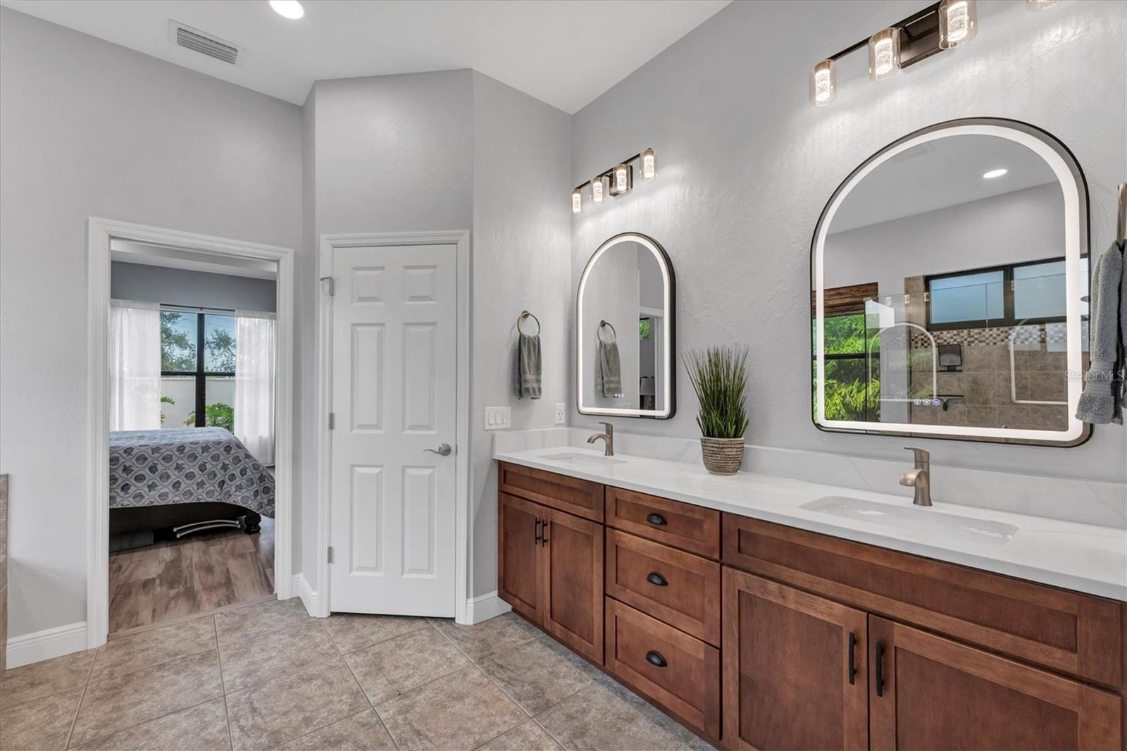 5819 TITLE ROW DR, BRADENTON, FL, 34210