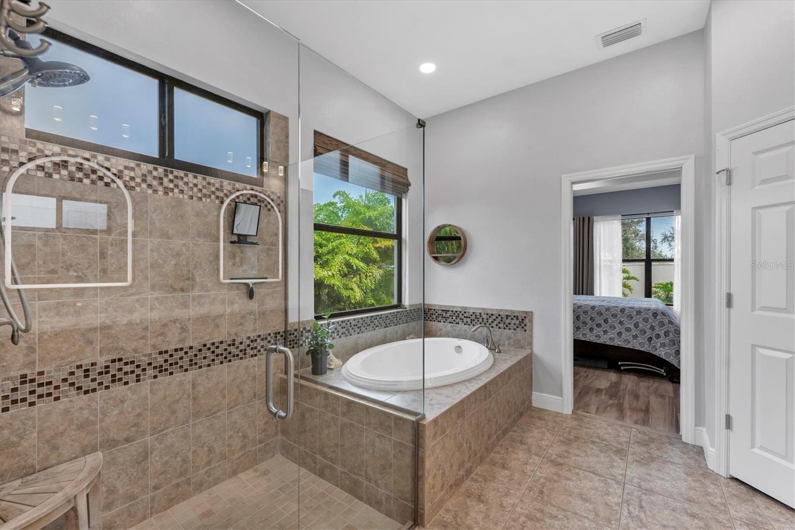 5819 TITLE ROW DR, BRADENTON, FL, 34210