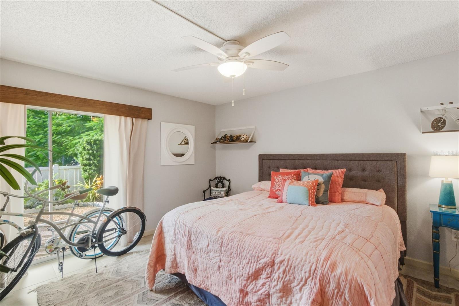 725 MANATEE AVE #725, HOLMES BEACH, FL, 34217