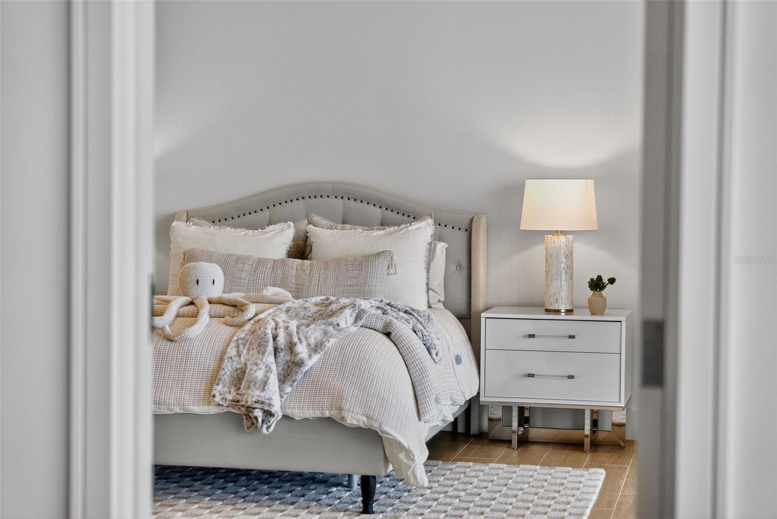 A4665800 Property Photo