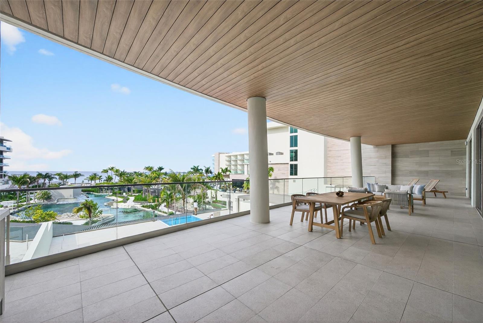 A4665800 Property Photo