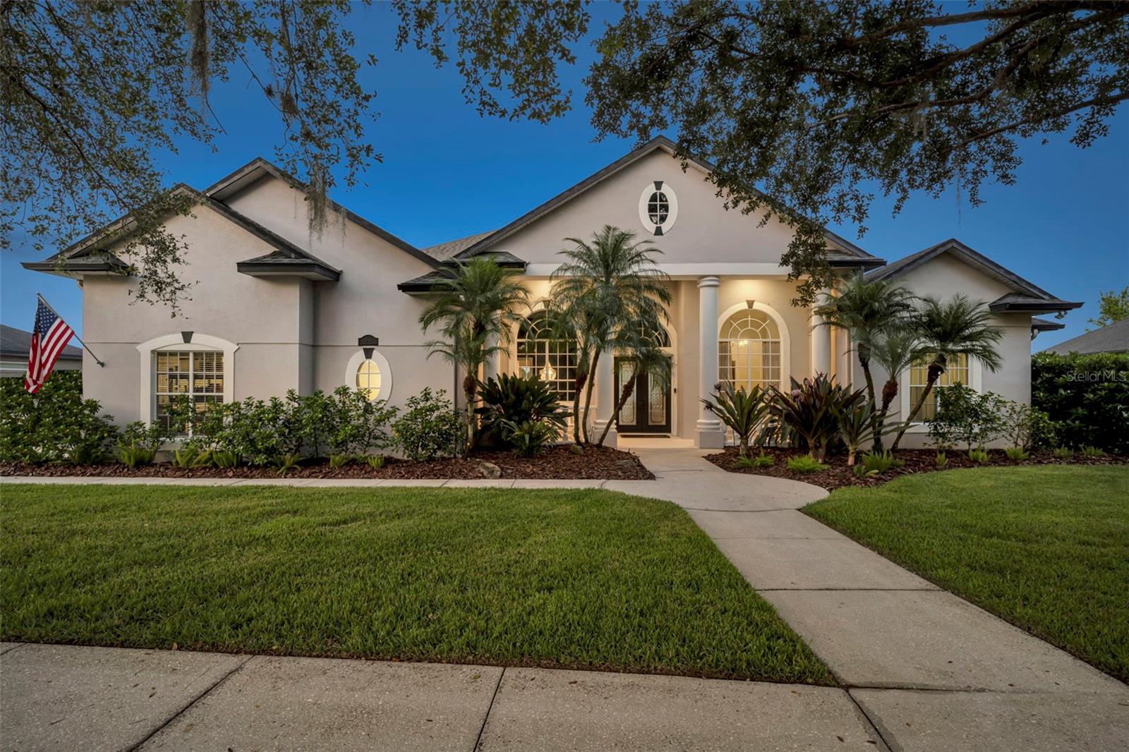656 LONG LAKE DR, OVIEDO, FL, 32765
