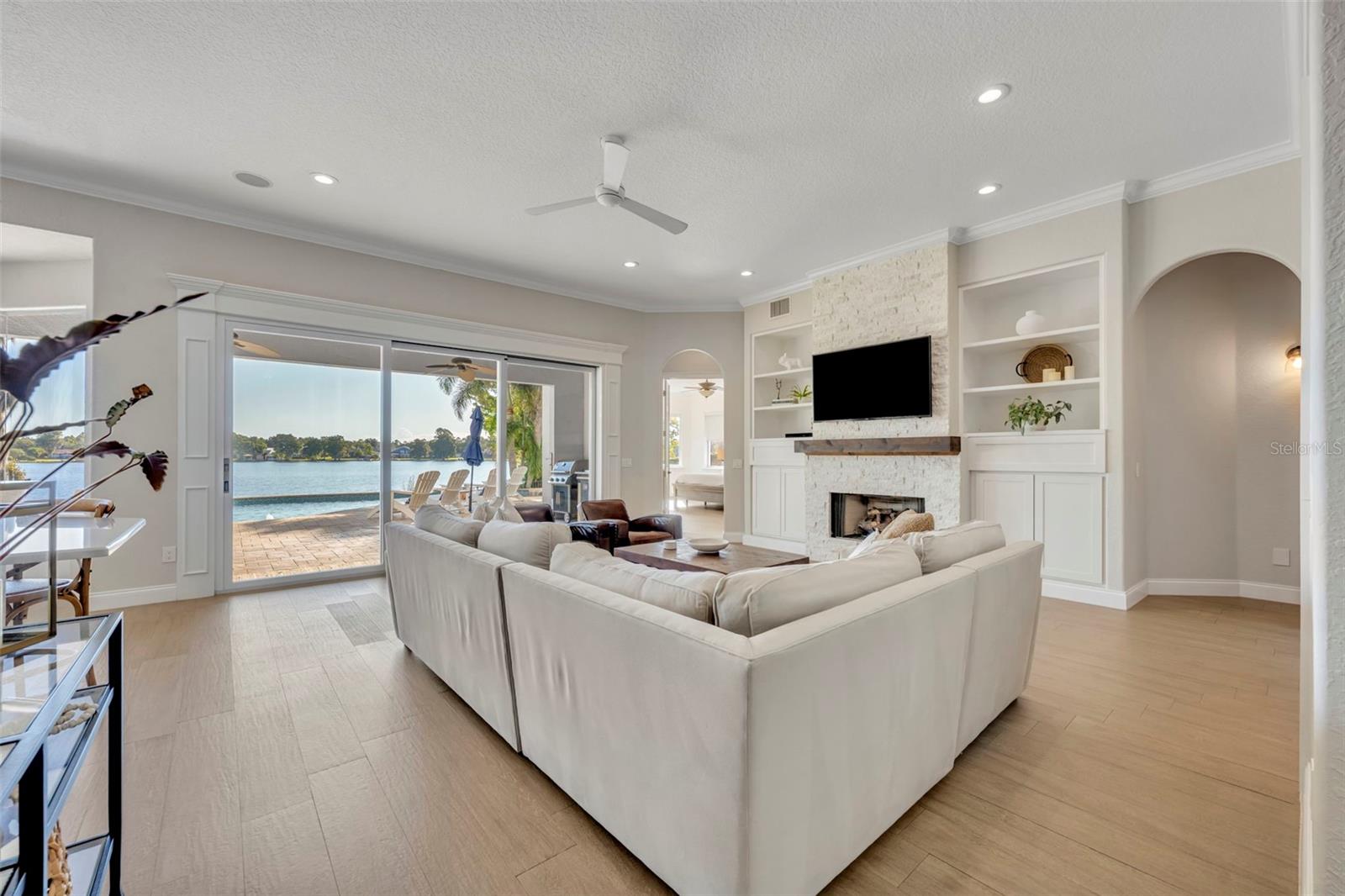 656 LONG LAKE DR, OVIEDO, FL, 32765