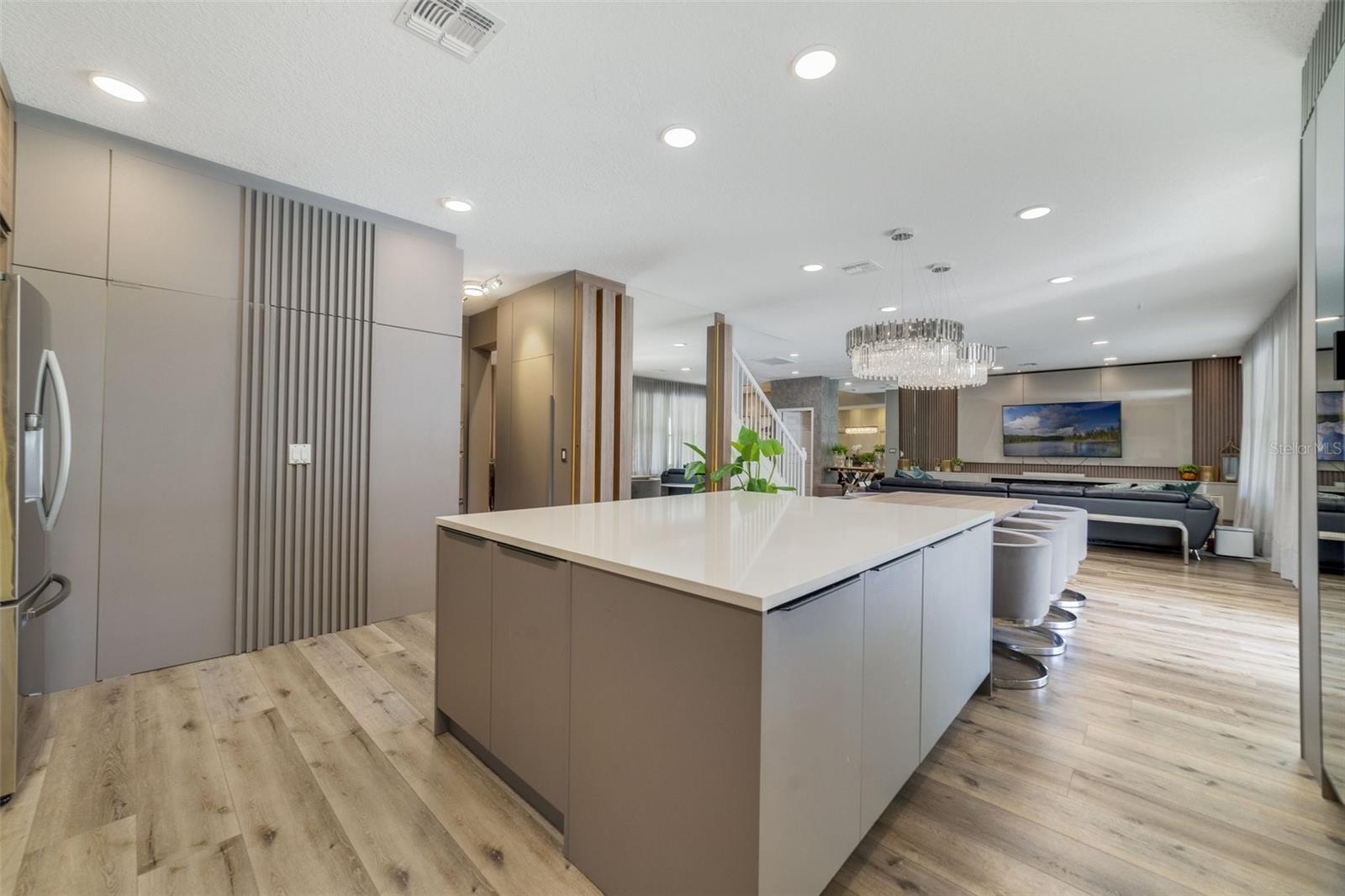 8452 CHILTON DR, ORLANDO, FL, 32836