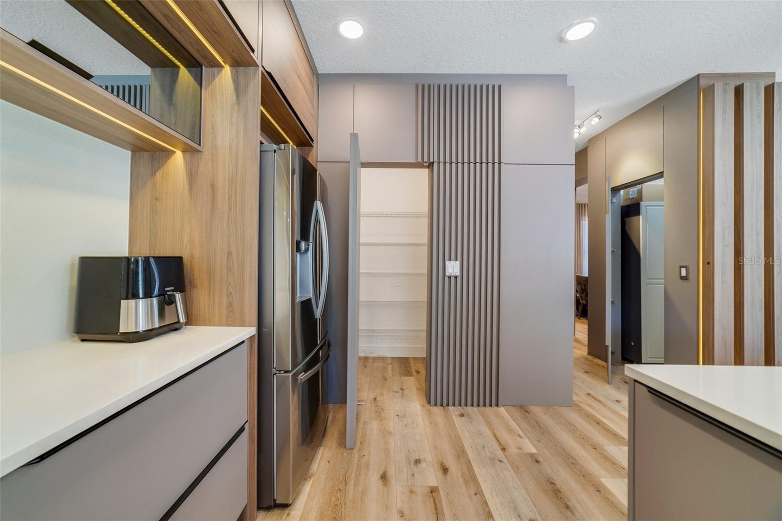 8452 CHILTON DR, ORLANDO, FL, 32836