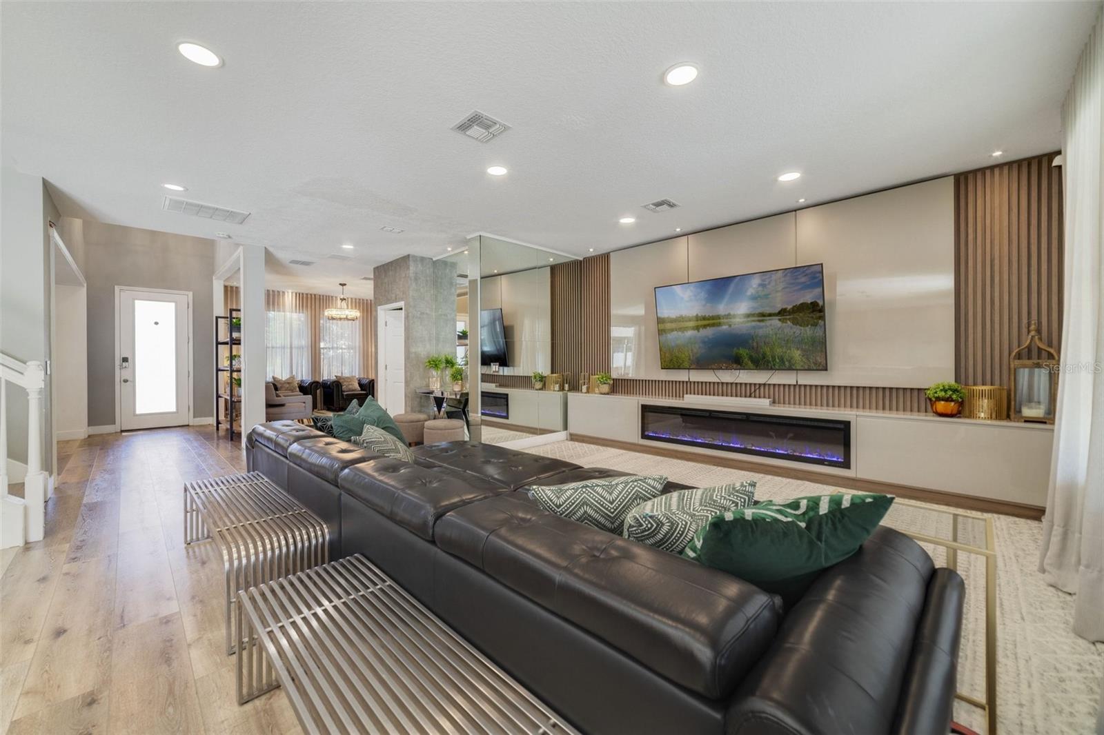 8452 CHILTON DR, ORLANDO, FL, 32836