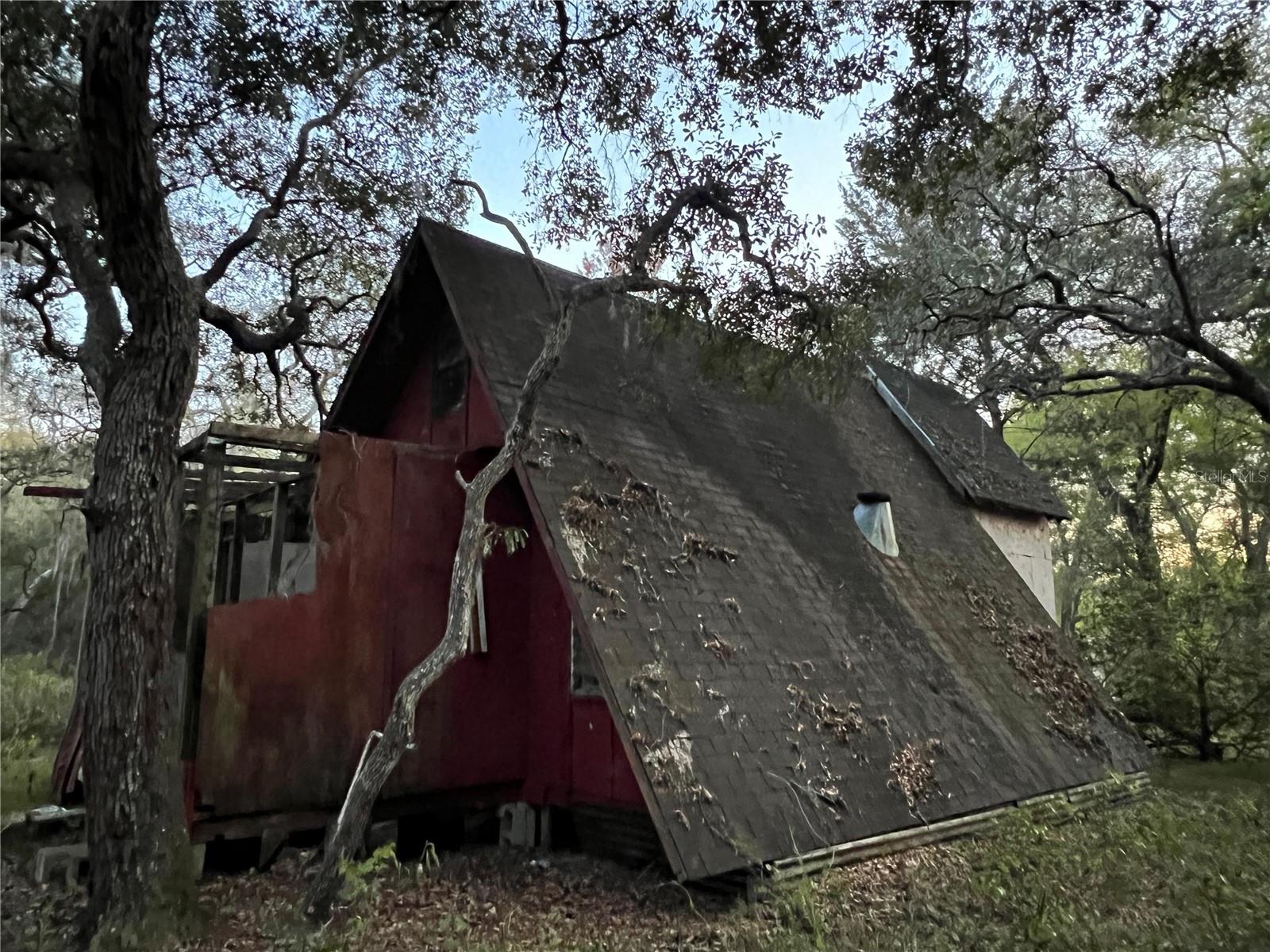 O6346336 Property Photo