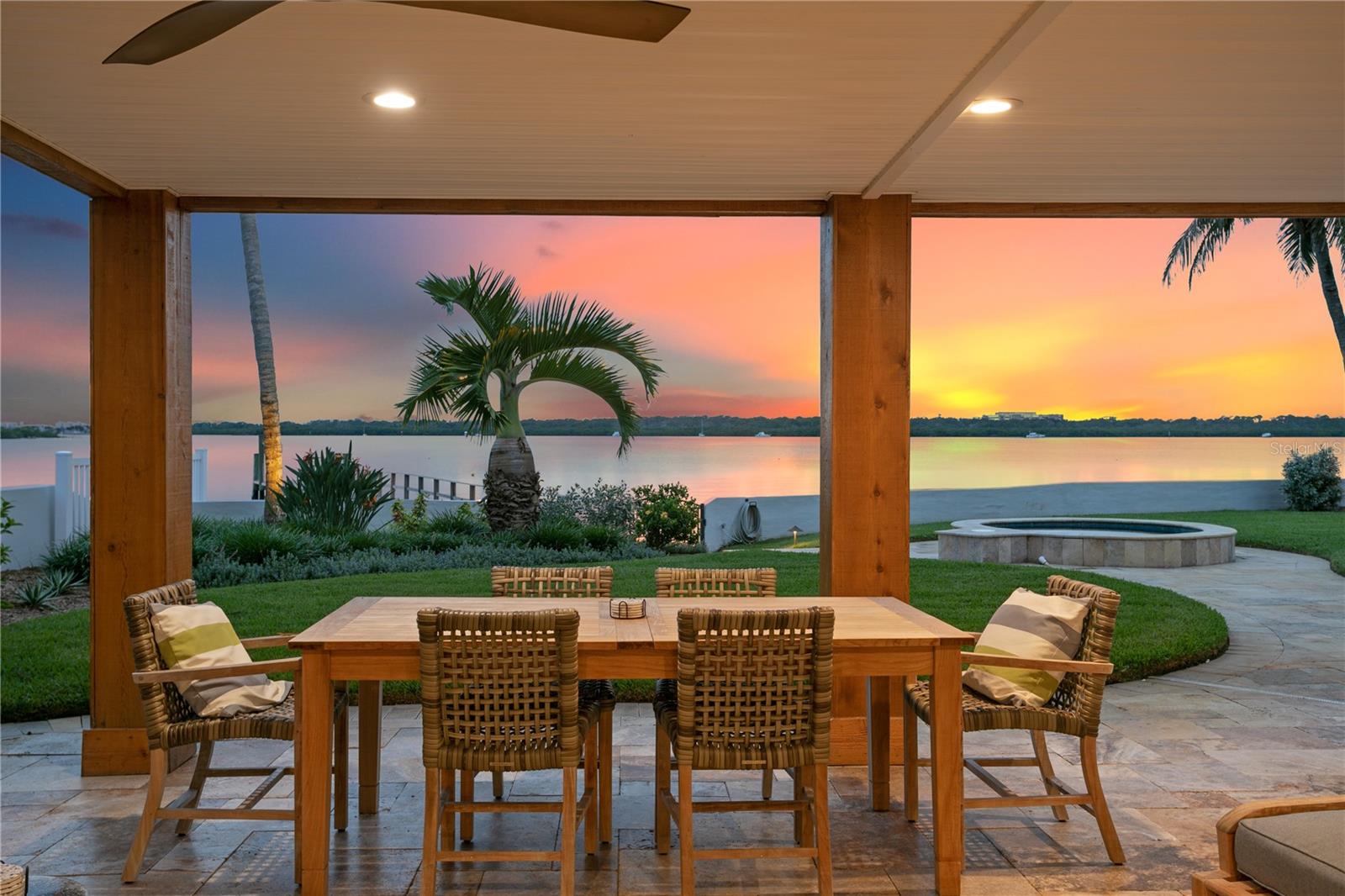 TB8430107 Property Photo