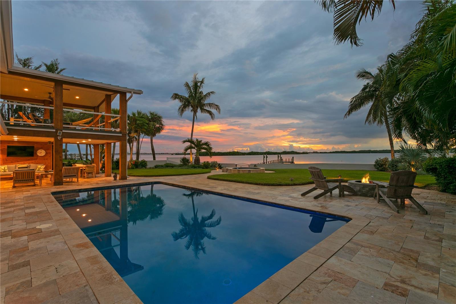 TB8430107 Property Photo