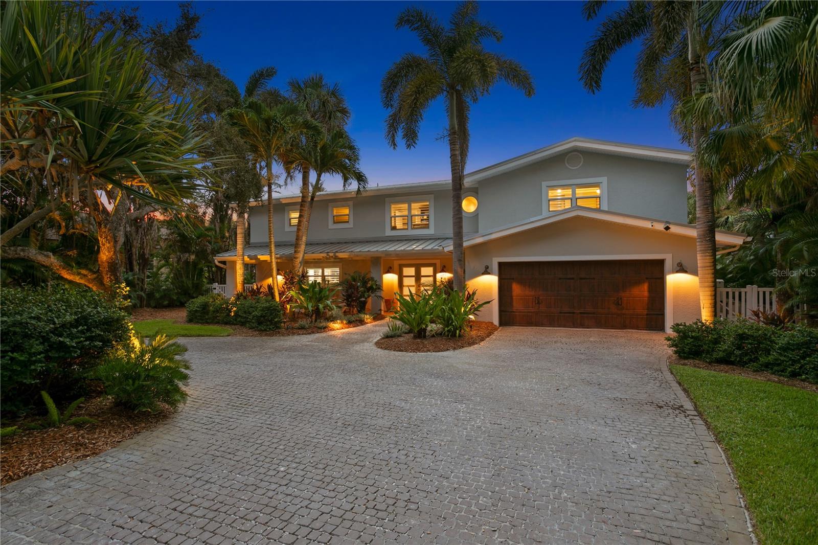 TB8430107 Property Photo