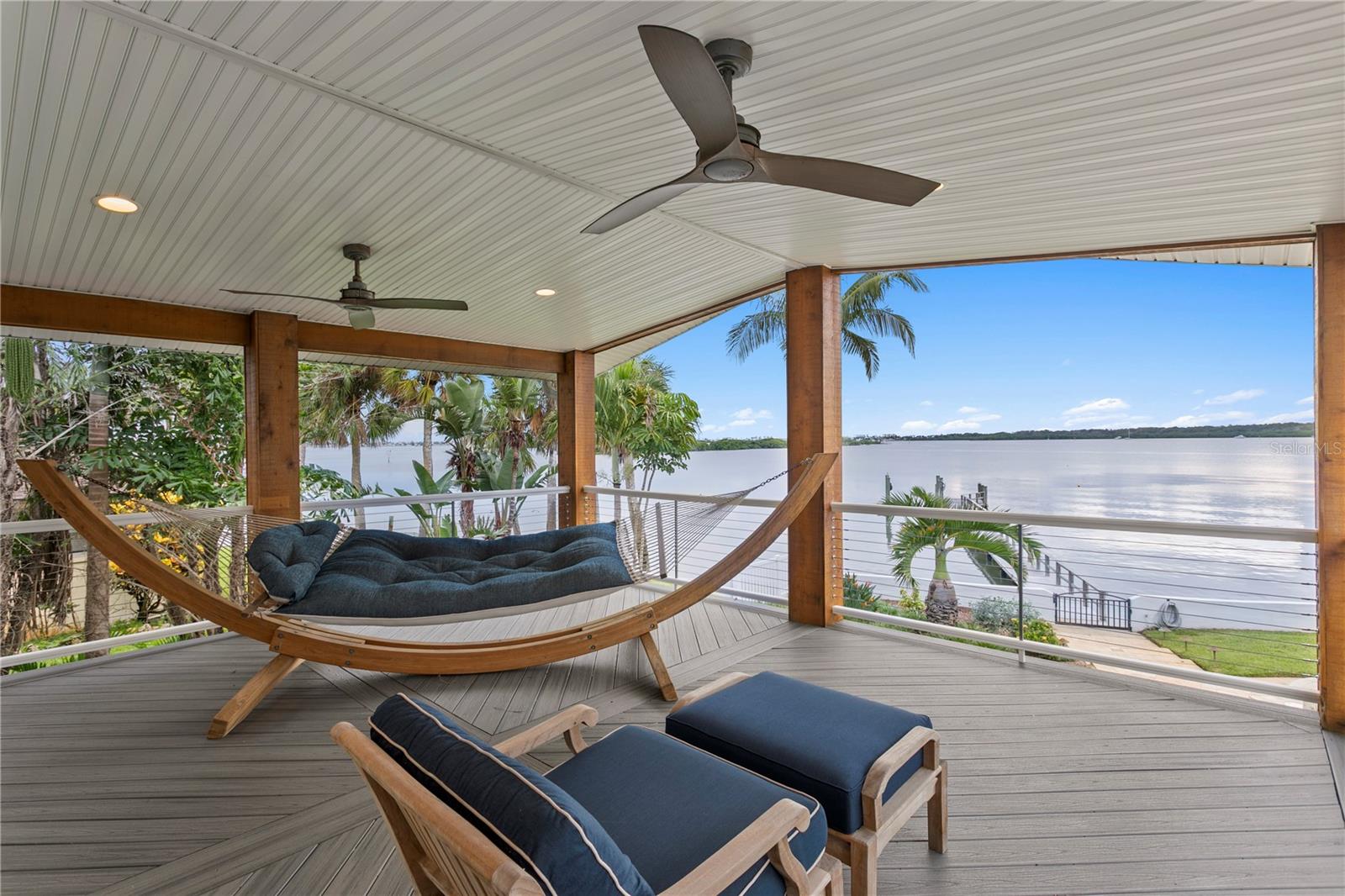 TB8430107 Property Photo