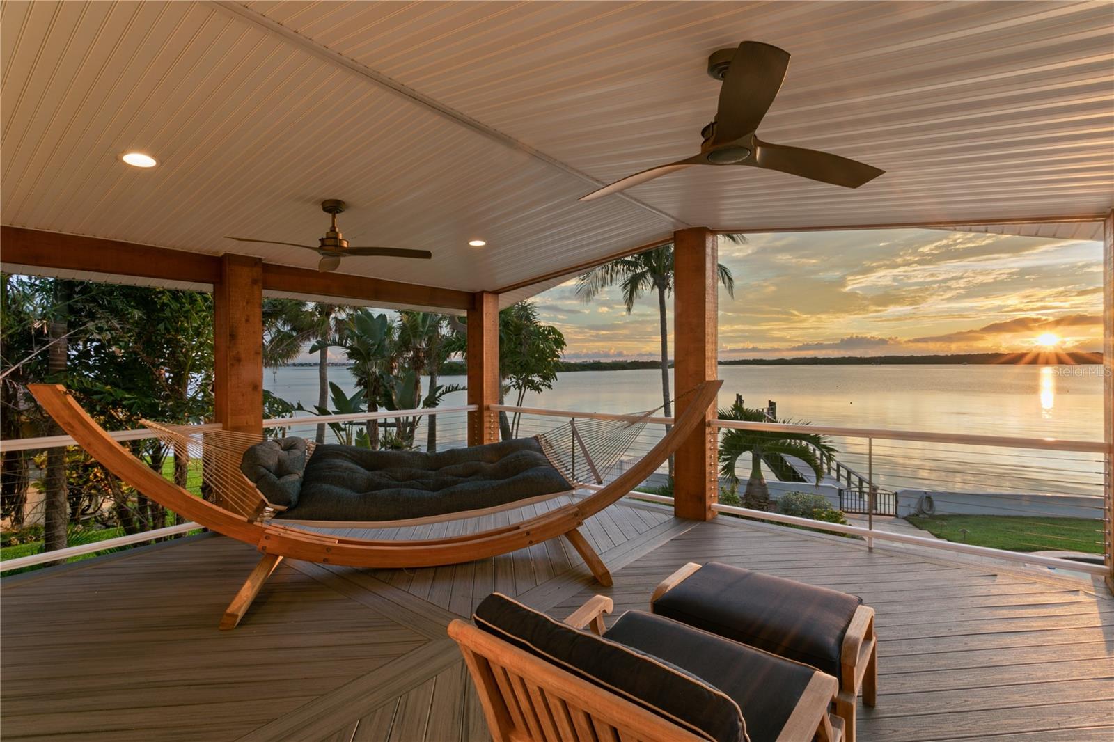 TB8430107 Property Photo